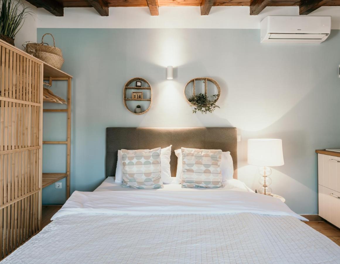 Mila And Jurija Formenti 2 Apartments In Heart Of Nautic Marina, With Heated Swimming Pool, Bikes, Sup, Kajak Skradin Exterior photo