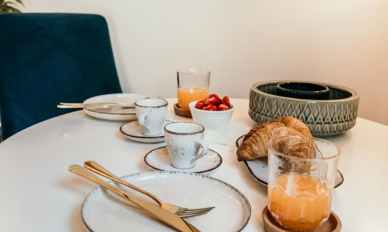 Mila And Jurija Formenti 2 Apartments In Heart Of Nautic Marina, With Heated Swimming Pool, Bikes, Sup, Kajak Skradin Exterior photo