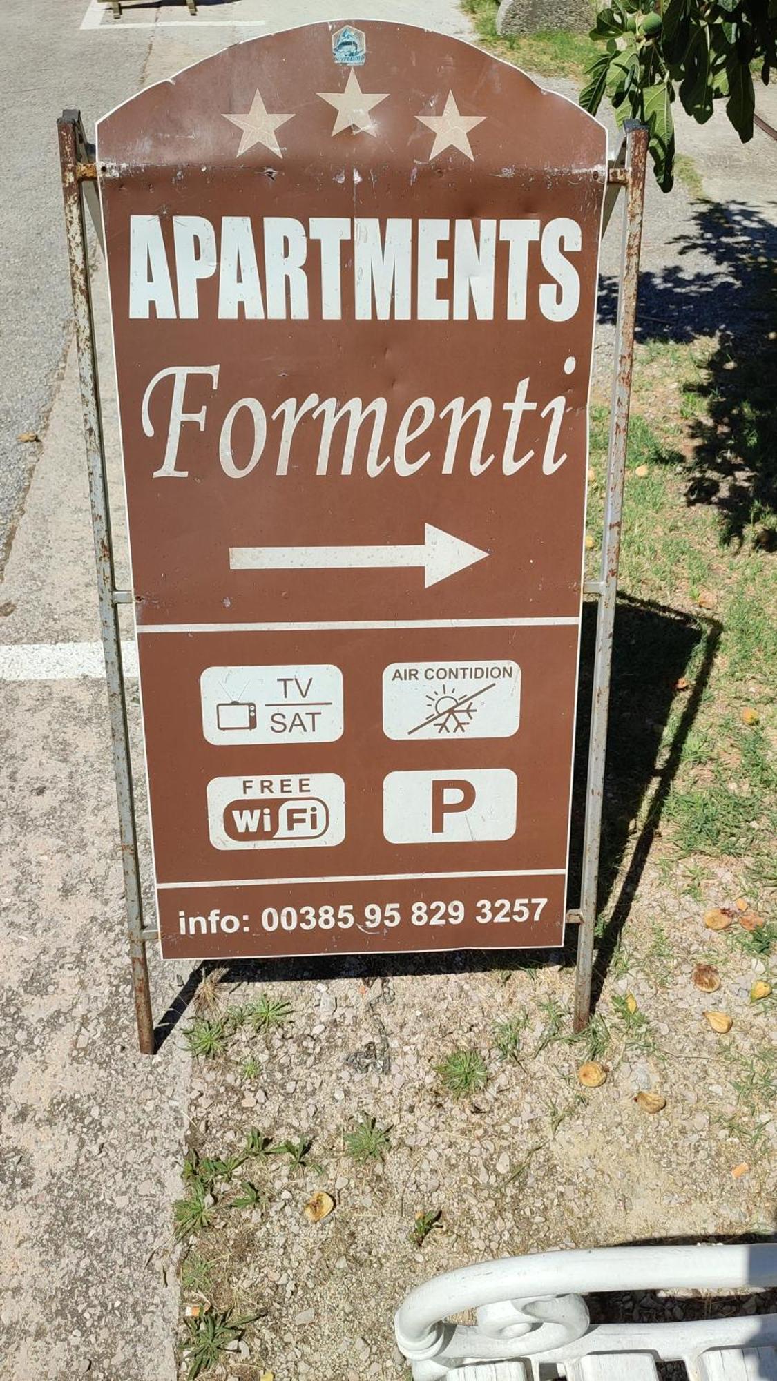Mila And Jurija Formenti 2 Apartments In Heart Of Nautic Marina, With Heated Swimming Pool, Bikes, Sup, Kajak Skradin Exterior photo
